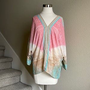 Rose + Olive Sz M V-neck Tunic Top with Dolman sleeves